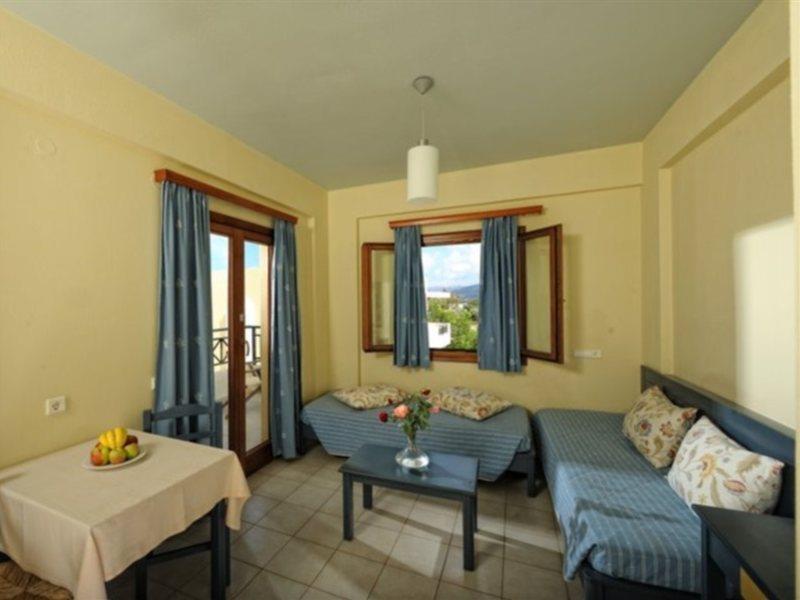 Apartmán Arlekin Tango Malia Exteriér fotografie